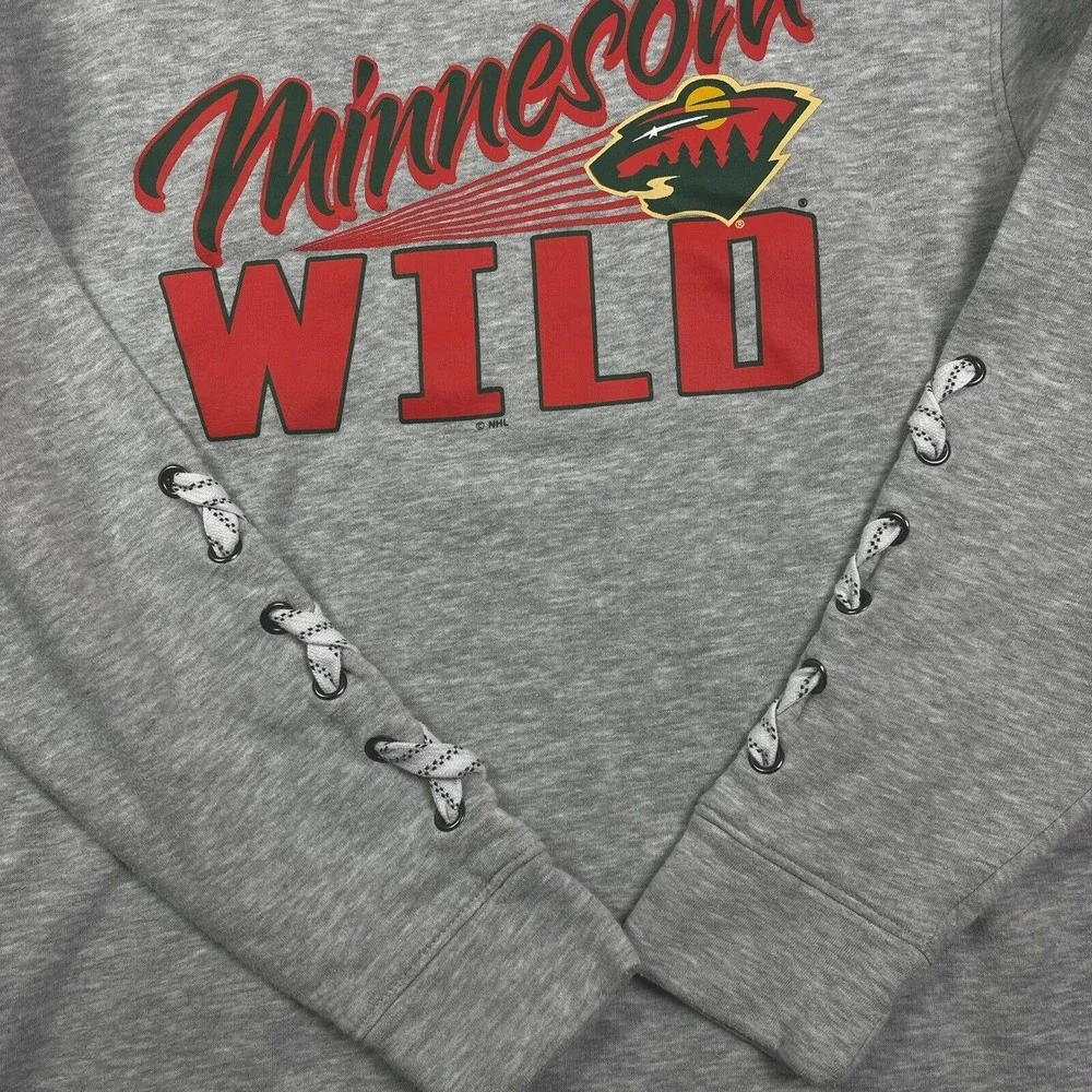 Minnesota Wild Crewneck Sweater Gray Hockey‎ Laces Sweatshirt NHL Size Small